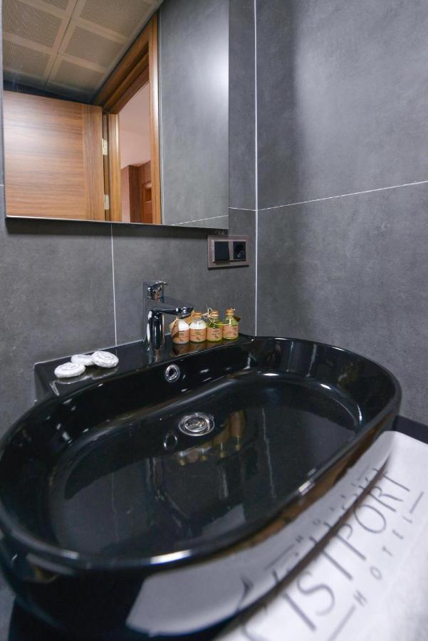 Istport Garden Hotels Arnavutkoy Экстерьер фото Bathroom