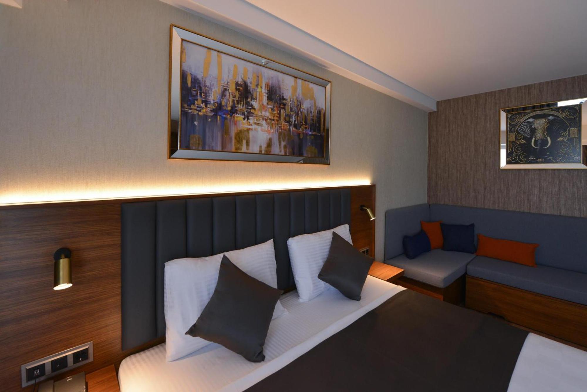 Istport Garden Hotels Arnavutkoy Номер фото A room at the hotel